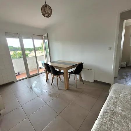 One-bedroom Apartment, In Fabregas, Beachfront *